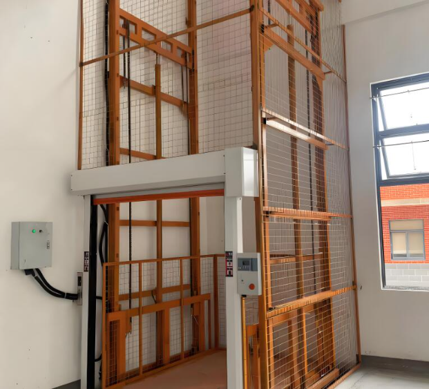 故城升降货梯是特种设备码